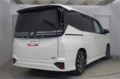 ヴォクシー HEV S-Z