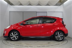 アクア X-アーバン ソリッド