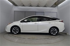 プリウス S ツーリングセレクション