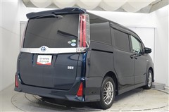 ノア HEV SI