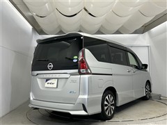 セレナ ハイウェイスター Vセレクション