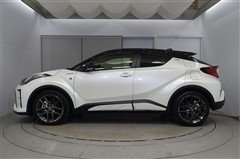 C-HR HEV S GRスポーツ