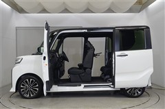 タント カスタムRS