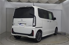 N-BOX カスタム ターボ