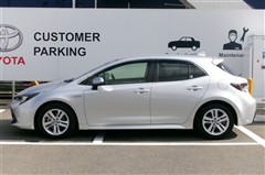 カローラスポーツ ハイブリッド G