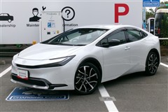 トヨタ プリウスPHV Z