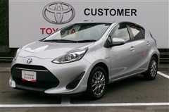 トヨタ アクア S