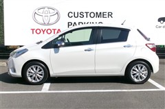 ヴィッツ ジュエラ