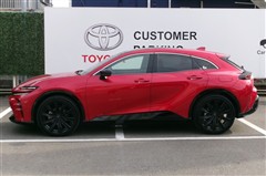 クラウン スポーツ Z