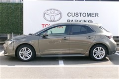 カローラスポーツ G