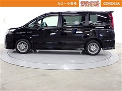 ノア HEV SI