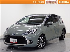 トヨタ　アクア Z