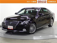 トヨタ　クラウンマジェスタ HEV F