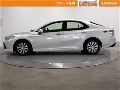 カムリ X