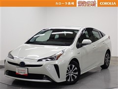 トヨタ プリウス A