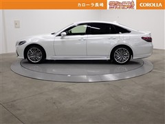 クラウン HEV 2.5 RS-B