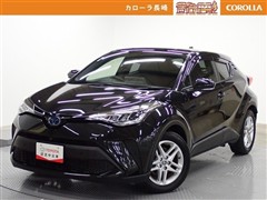 トヨタ C-HR S