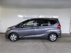 フリードプラス ハイブリッド G