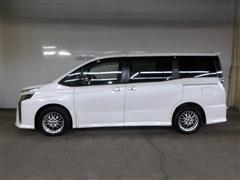 ヴォクシーHV ZSキラメキ3