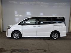 ヴォクシーHV ZSキラメキ3