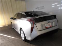 プリウス Sセーフティプラス