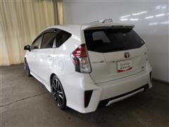 プリウスアルファSツーリンSLG's