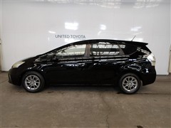 プリウスアルファ Sチューンブラック