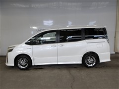 ヴォクシーHV ZSキラメキ2