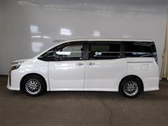 ヴォクシーHV ZSキラメキ3