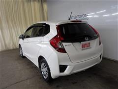 フィット 13G Fパッケージ