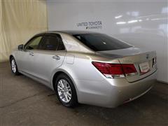 クラウンHV ロイヤルサルーン