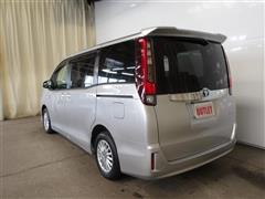 ノア ハイブリッド X