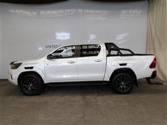 ハイラックス Z GRスポーツ