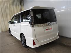 ヴォクシー ZSキラメキ