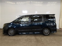 ヴォクシー ZS
