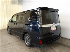 ヴォクシー ZS