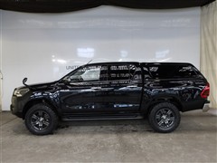 ハイラックス Z