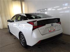 プリウス S セーフティプラス2