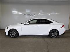 IS200t Fスポーツ