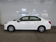 カローラアクシオ X