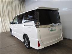 ヴォクシー ZS キラメキ