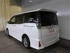 ヴォクシー ZS キラメキ2