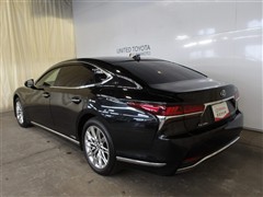 LS500h エグゼクティブ