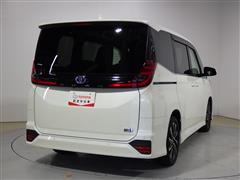 ノア ハイブリッド S-Z