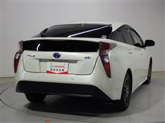 プリウス S セーフティープラス