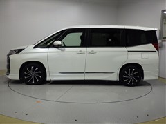 ノア ハイブリッド S-Z