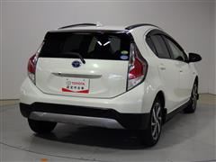 アクア X-アーバン ソリッド