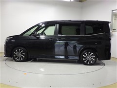 ヴォクシー ハイブリッド S-Z