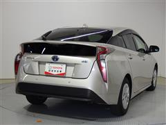 プリウス S セーフティープラス