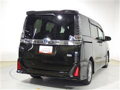 ヴォクシー hv ZS キラメキ3